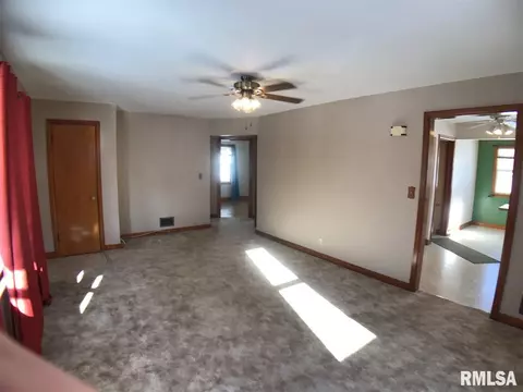 806 Birch, Kewanee, IL 61443 photo 23