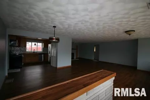 609 E Madison, Morton, IL 61550 photo 19