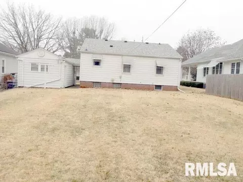 645 Baxter Ct, Canton, IL 61520 photo 18