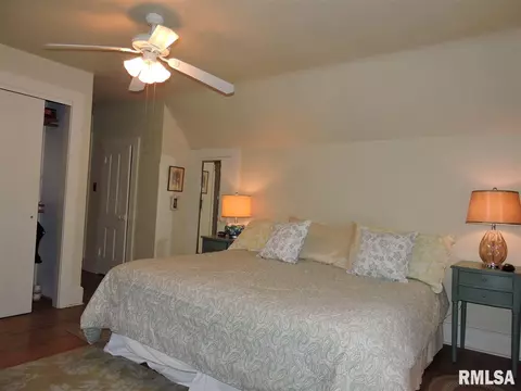 617 S Randolph St, Macomb, IL 61455 photo 22
