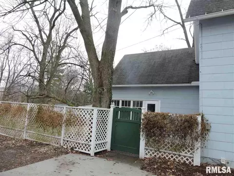 617 S Randolph St, Macomb, IL 61455 photo 30