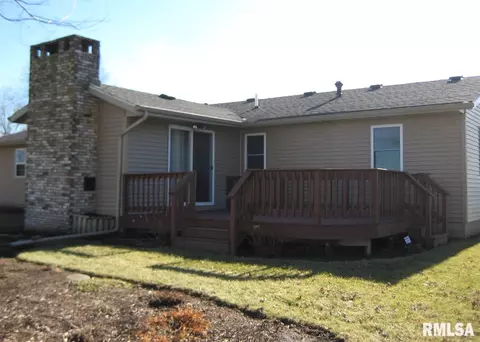 909 E Madison St, Metamora, IL 61548 photo 3