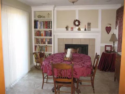 909 E Madison St, Metamora, IL 61548 photo 14
