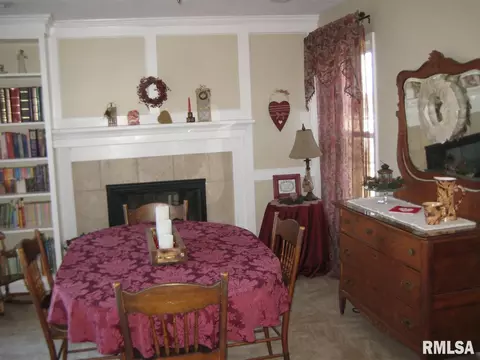 909 E Madison St, Metamora, IL 61548 photo 13