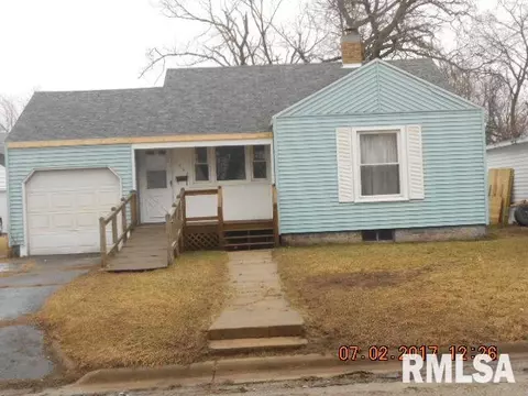 1326 3rd St, Lacon, IL 61540 photo 1