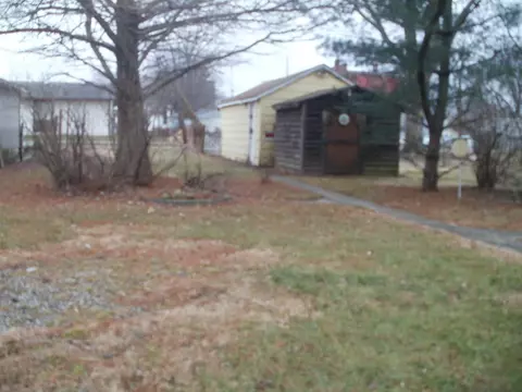 529 5th, Saint David, IL 61563 photo 6