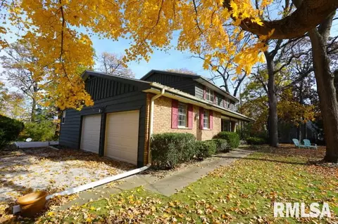 4111 W Simpson Dr, Dunlap, IL 61525 photo 2