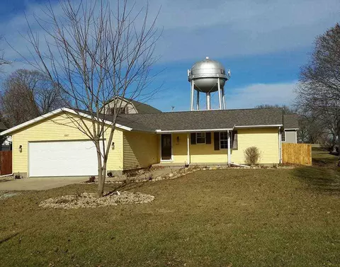 1007 4th St, Lacon, IL 61540 photo 1