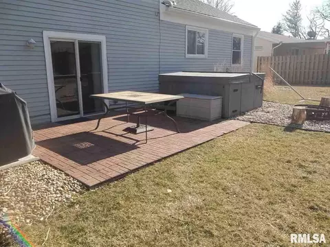 210 Cedar, Morton, IL 61550 photo 28