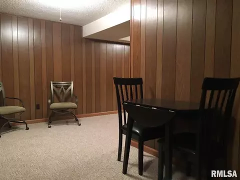 1590 Riverview Dr # -8, Macomb, IL 61455 photo 17