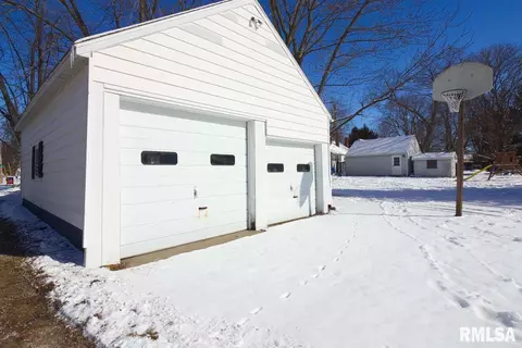 122 W Pne, Metamora, IL 61548 photo 32