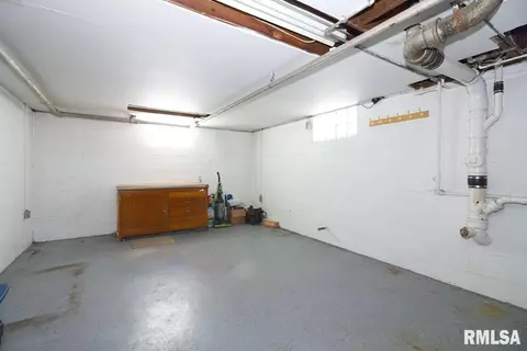122 W Pne, Metamora, IL 61548 photo 30