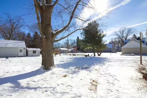 122 W Pne, Metamora, IL 61548 photo 33