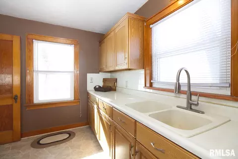 122 W Pne, Metamora, IL 61548 photo 10