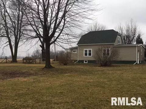 105 E Cedar St, Canton, IL 61520 photo 9