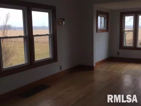 105 E Cedar St, Canton, IL 61520 photo 16