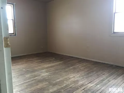326 S White St, Macomb, IL 61455 photo 14