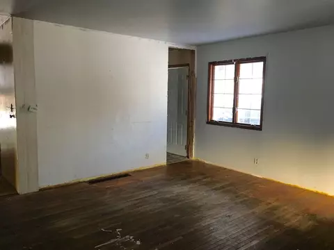 326 S White St, Macomb, IL 61455 photo 3