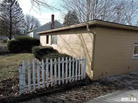 405 E Franklin, Macomb, IL 61455 photo 22