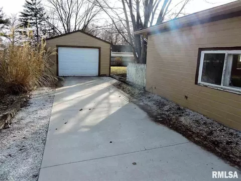 405 E Franklin, Macomb, IL 61455 photo 23