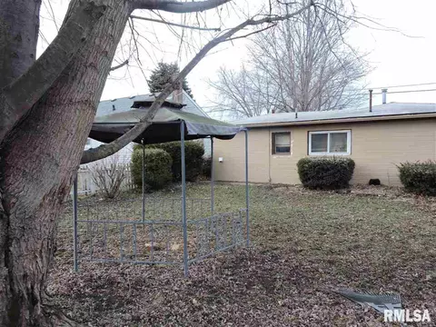 405 E Franklin, Macomb, IL 61455 photo 19