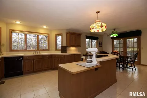 4109 S Walnut Pt, Mapleton, IL 61547 photo 10