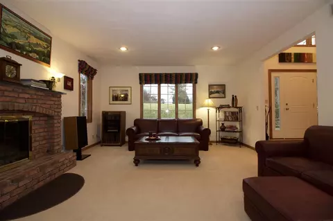 4109 S Walnut Pt, Mapleton, IL 61547 photo 3