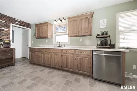 309 Dosher Blvd, Congerville, IL 61729 photo 3