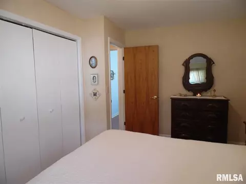 1300 Stacy Ln, Macomb, IL 61455 photo 25