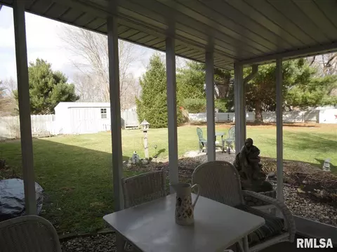 1300 Stacy Ln, Macomb, IL 61455 photo 30