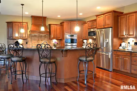 1012 S Copperpoint Dr, Dunlap, IL 61525 photo 12