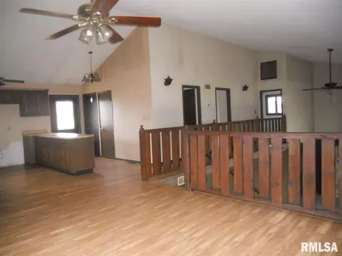 196 Feather Ln, Avon, IL 61415 photo 6