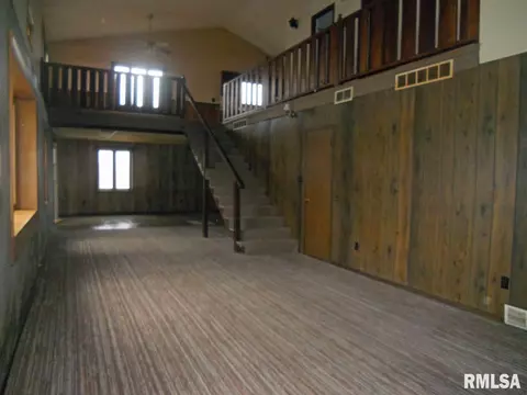 196 Feather Ln, Avon, IL 61415 photo 7