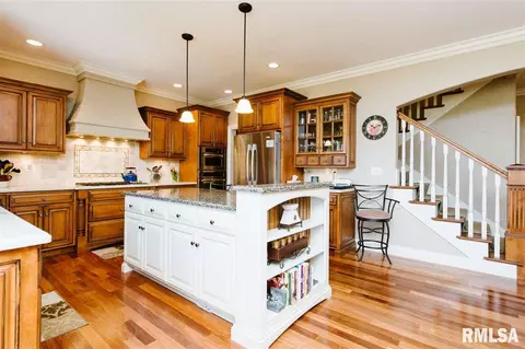 566 Pheasant Trl, Metamora, IL 61548 photo 12