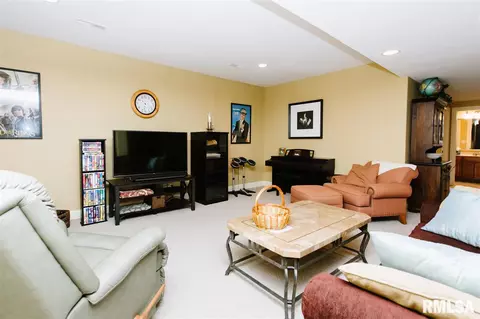 566 Pheasant Trl, Metamora, IL 61548 photo 29