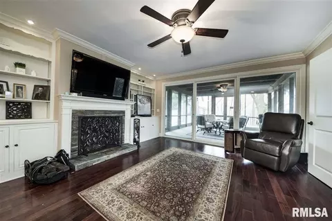 308 E High Point Rd, Peoria, IL 61614 photo 13