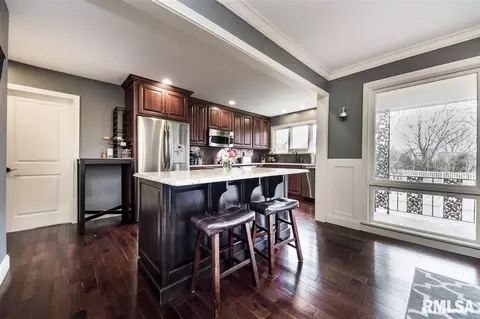 308 E High Point Rd, Peoria, IL 61614 photo 7