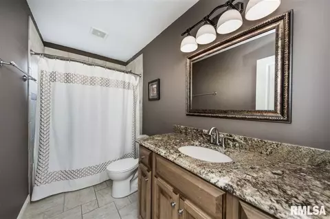 308 E High Point Rd, Peoria, IL 61614 photo 20