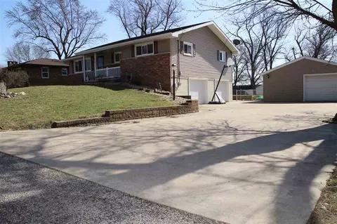 2510 Silverleaf, Chillicothe, IL 61523 photo 1