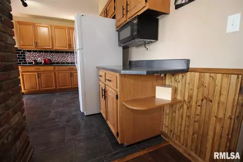 2510 Silverleaf, Chillicothe, IL 61523 photo 9