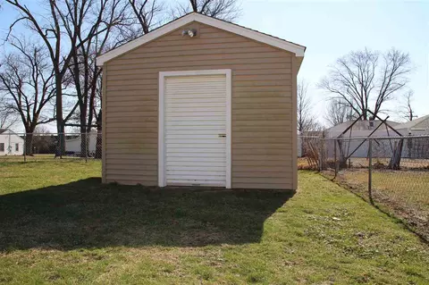 2510 Silverleaf, Chillicothe, IL 61523 photo 28