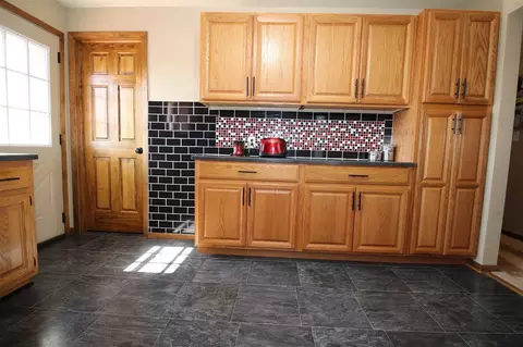 2510 Silverleaf, Chillicothe, IL 61523 photo 10