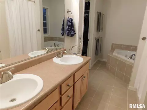 5601 Brookmere, Edwards, IL 61528 photo 26