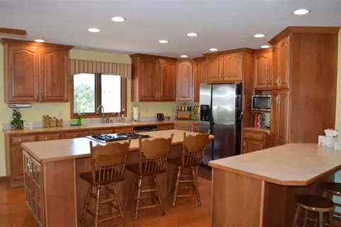 1411 Hickory Point Rd, Metamora, IL 61548 photo 7