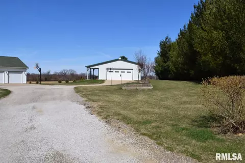 1411 Hickory Point Rd, Metamora, IL 61548 photo 36