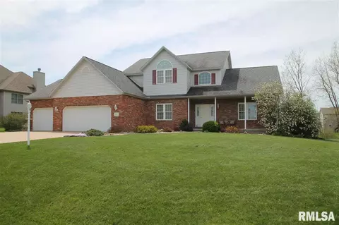 306 Windsor Dr, Germantown Hills, IL 61548 photo 1