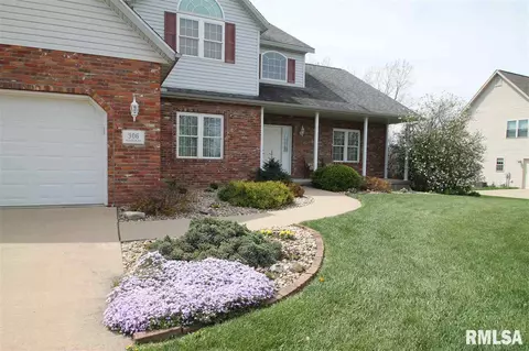 306 Windsor Dr, Germantown Hills, IL 61548 photo 2