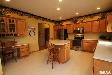306 Windsor Dr, Germantown Hills, IL 61548 photo 10