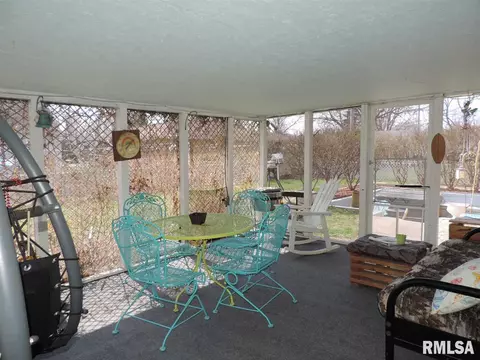 1412 James Rd, Pekin, IL 61554 photo 25