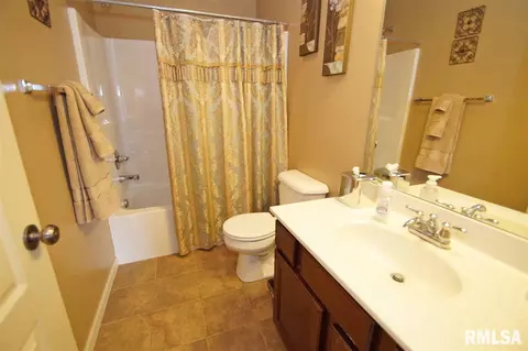 11424 N Casey Ct, Dunlap, IL 61525 photo 23